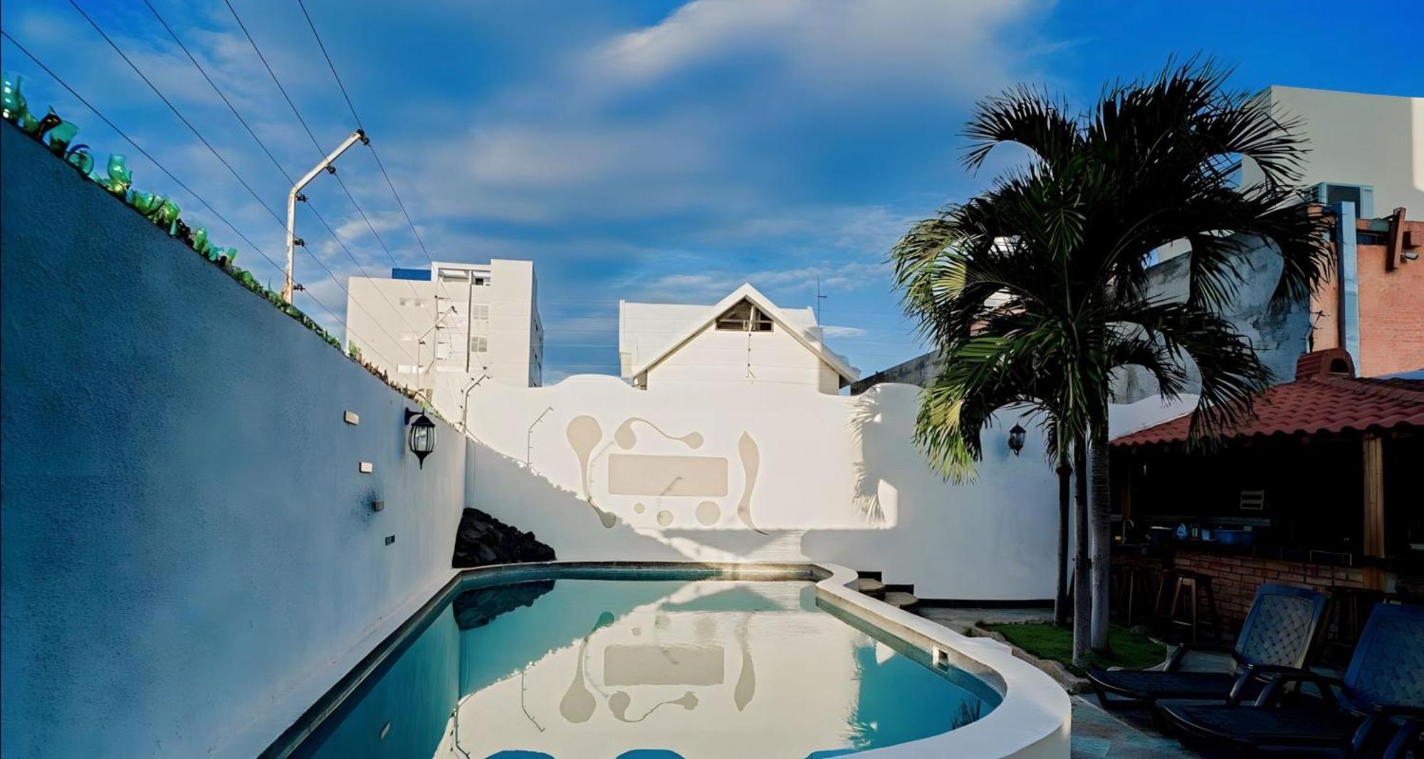 Hotel Manta Beach Madrigal Kültér fotó
