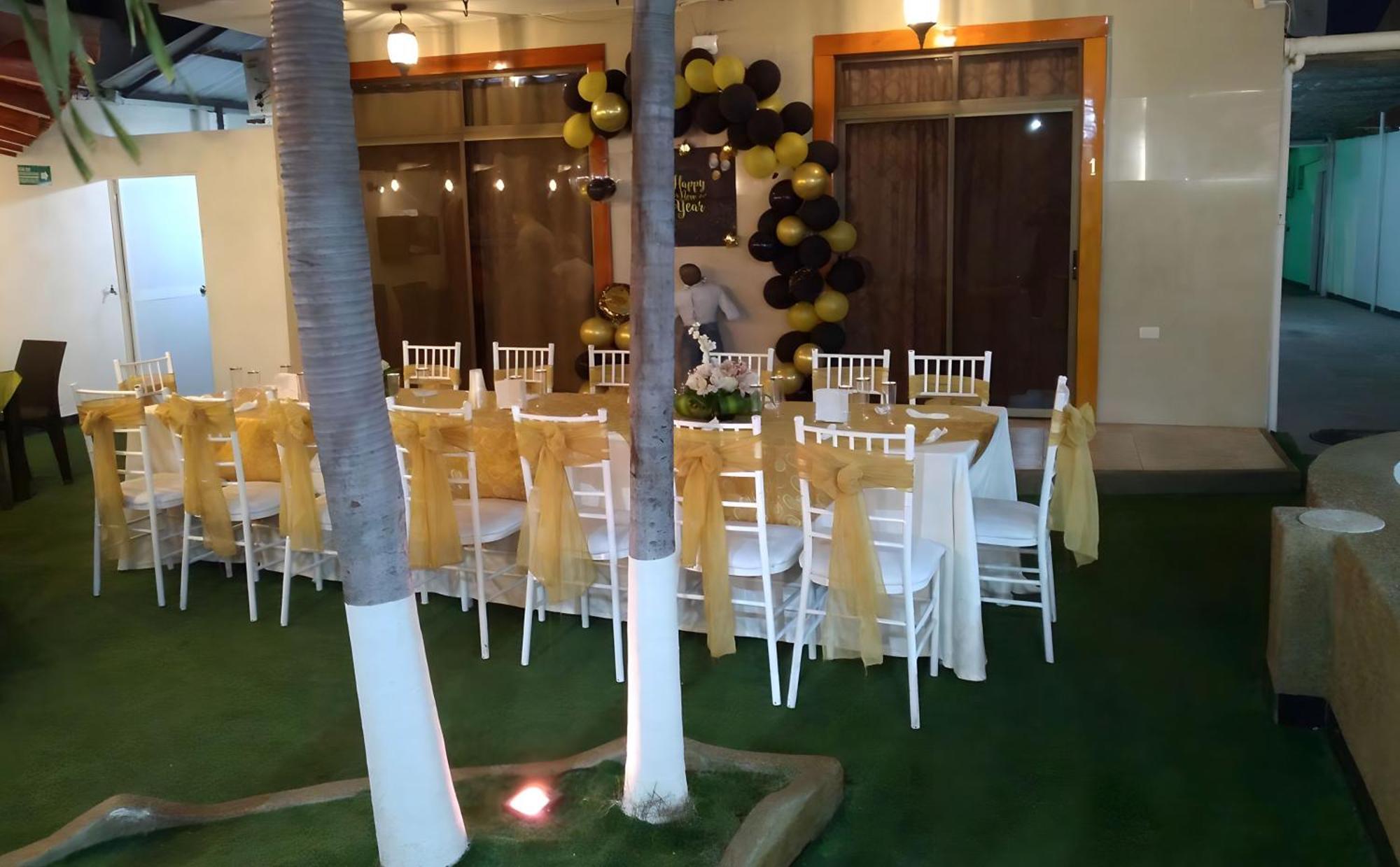 Hotel Manta Beach Madrigal Kültér fotó